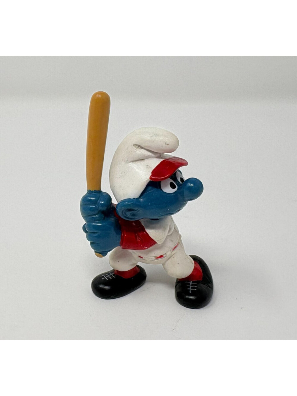 Vintage 1980 Schleich Peyo The Smurfs Baseball Batter Smurf PVC Figure